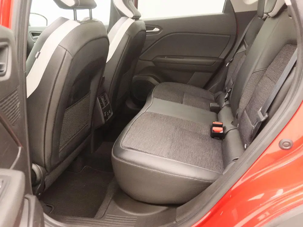 Renault Captur TCe 130 Edition One uit 2021, foto 13