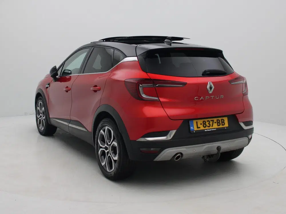 Renault Captur TCe 130 Edition One uit 2021, foto 2