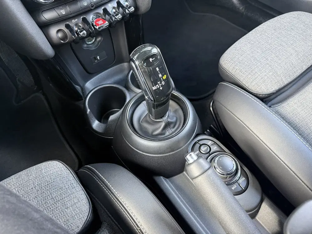 Mini Cooper 1.5 Cooper Apple uit 2022, foto 10
