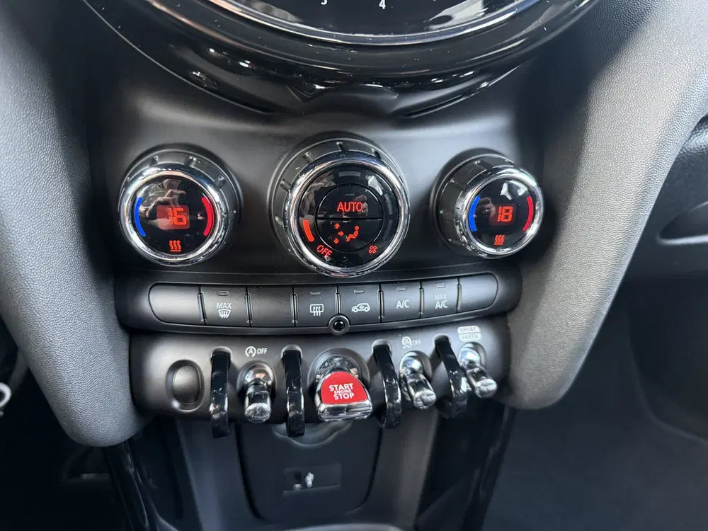 Mini Cooper 1.5 Cooper Apple uit 2022, foto 9