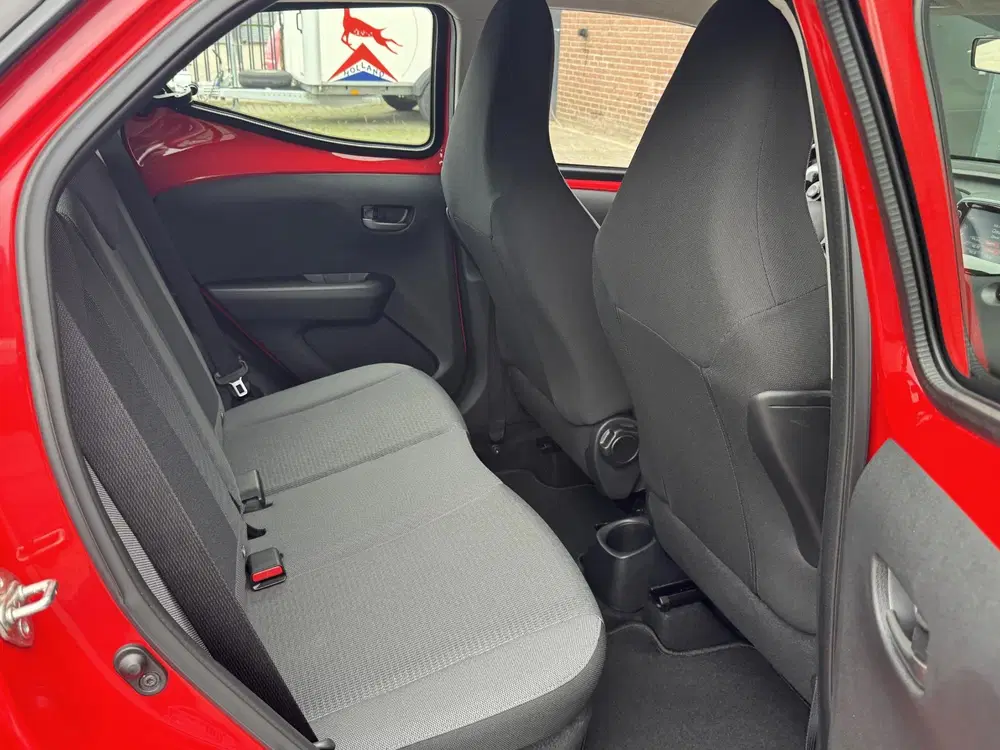 Toyota Aygo 1.0 VVT-I X-PLAY I APPLE CARPLAY I ANDROID uit 2022, foto 11