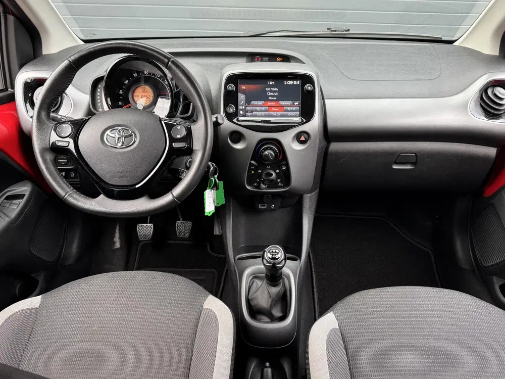Toyota Aygo 1.0 VVT-I X-PLAY I APPLE CARPLAY I ANDROID uit 2022, foto 7