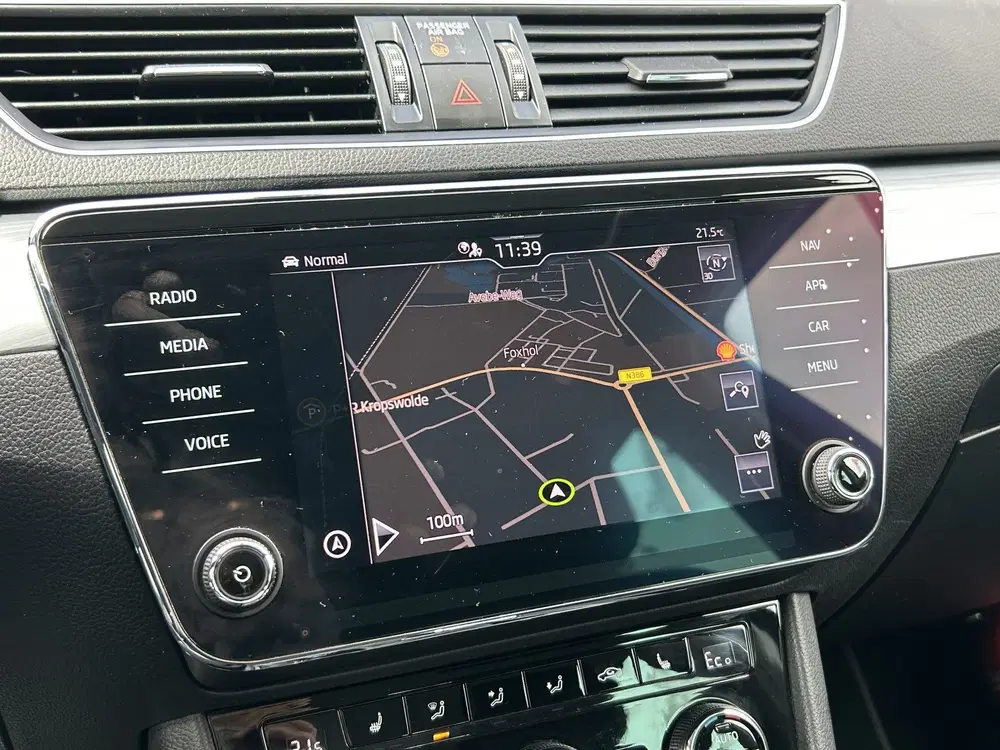 Skoda Superb BWJ 12-2020 uit 2020, foto 14