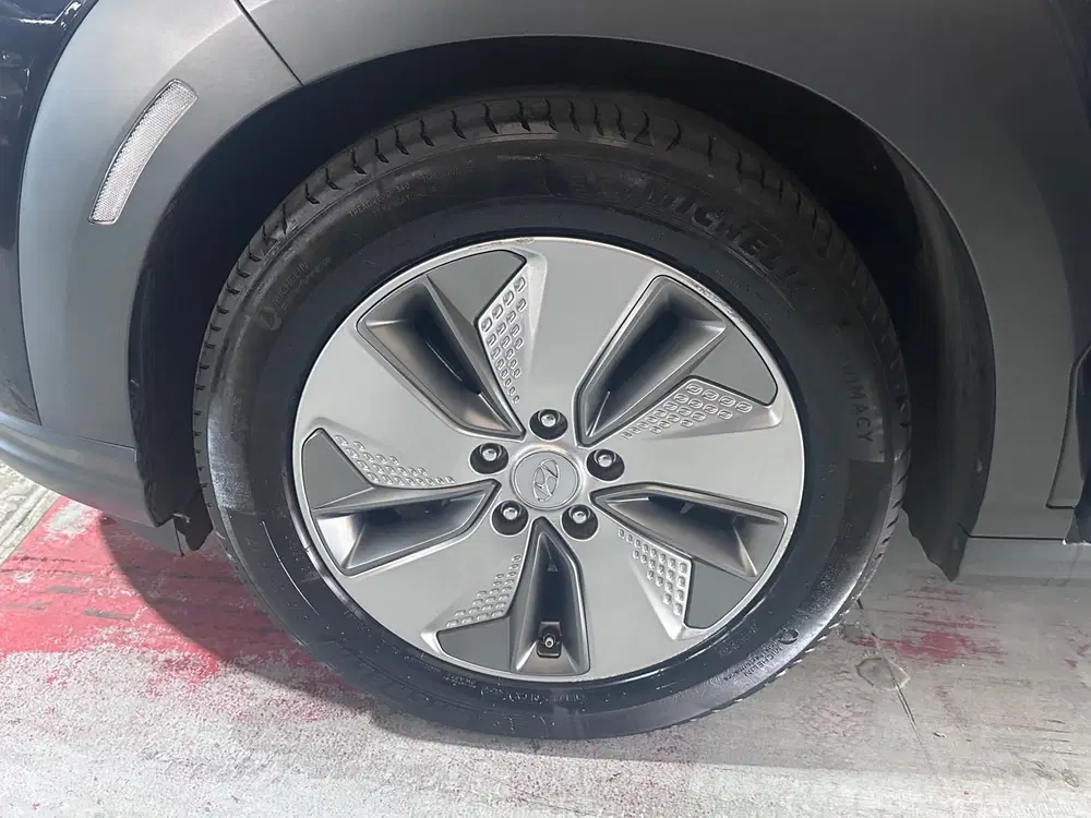Hyundai KONA EV Premium Sky 64 kWh FASE 3 SOH 100% PANO uit 2020, foto 15