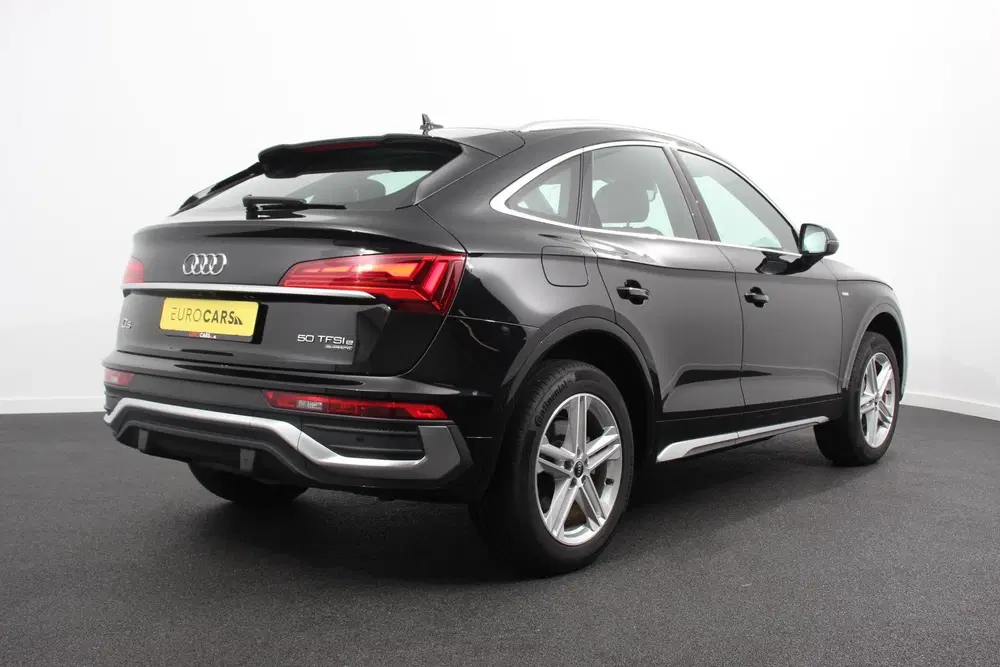 Audi Q5 50 TFSI e S Edition S-Tronic Plug in Hybri uit 2021, foto 4