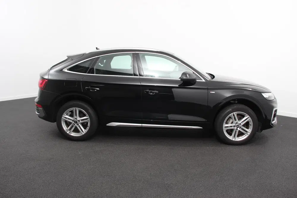 Audi Q5 50 TFSI e S Edition S-Tronic Plug in Hybri uit 2021, foto 5
