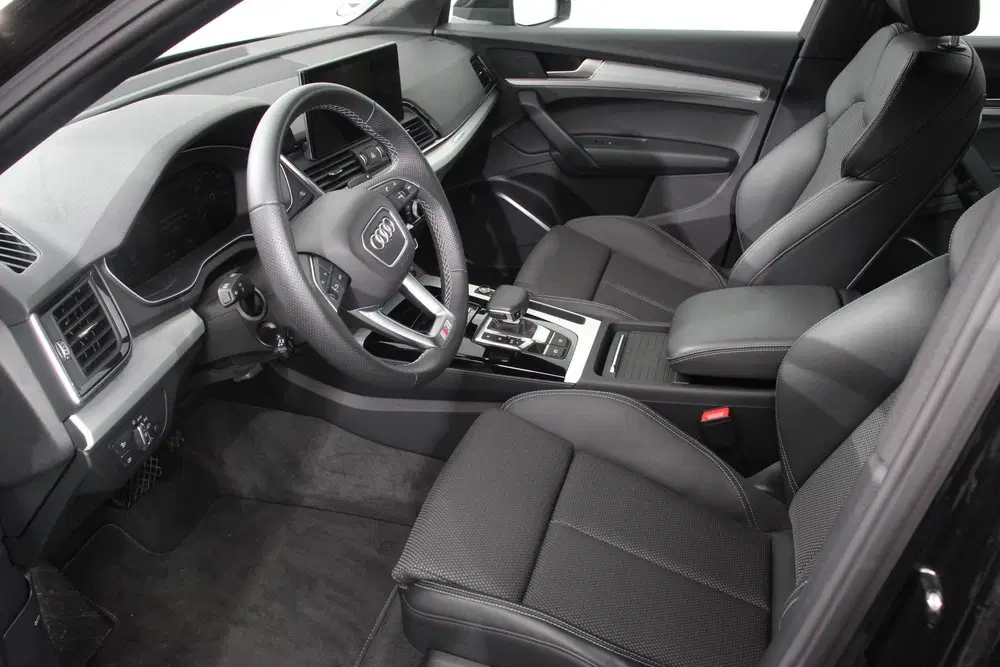 Audi Q5 50 TFSI e S Edition S-Tronic Plug in Hybri uit 2021, foto 7