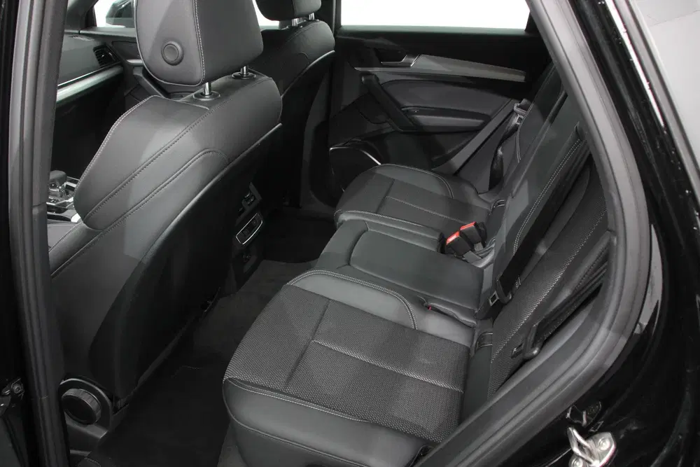 Audi Q5 50 TFSI e S Edition S-Tronic Plug in Hybri uit 2021, foto 8