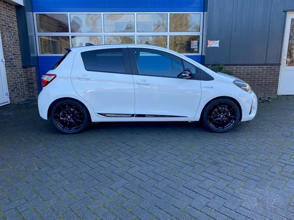 Toyota Yaris 1.5 Hybrid GR-Sport cruise clima uit 2019, foto 3