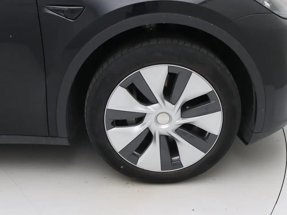 Tesla Model Y Standard RWD Plus 93.5% SoH [ AMD RYZEN+AU uit 2023, foto 12