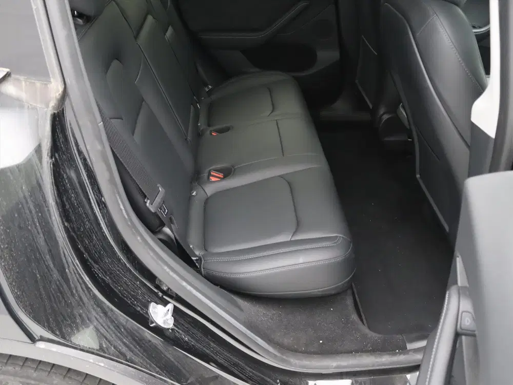 Tesla Model Y Standard RWD Plus 93.5% SoH [ AMD RYZEN+AU uit 2023, foto 15