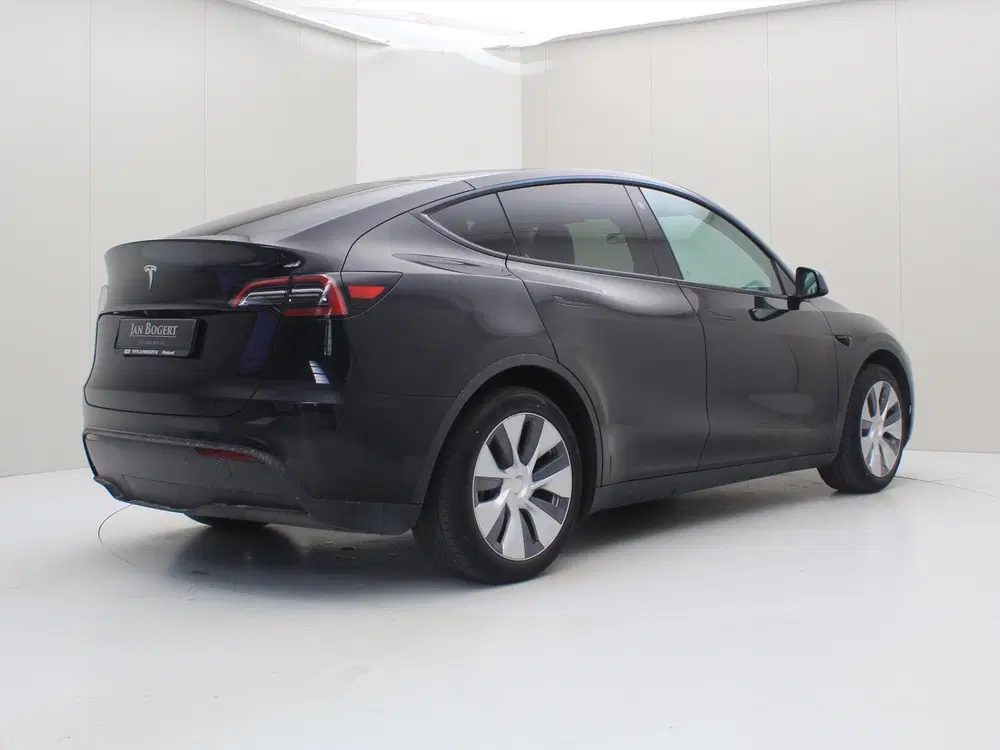 Tesla Model Y Standard RWD Plus 93.5% SoH [ AMD RYZEN+AU uit 2023, foto 2