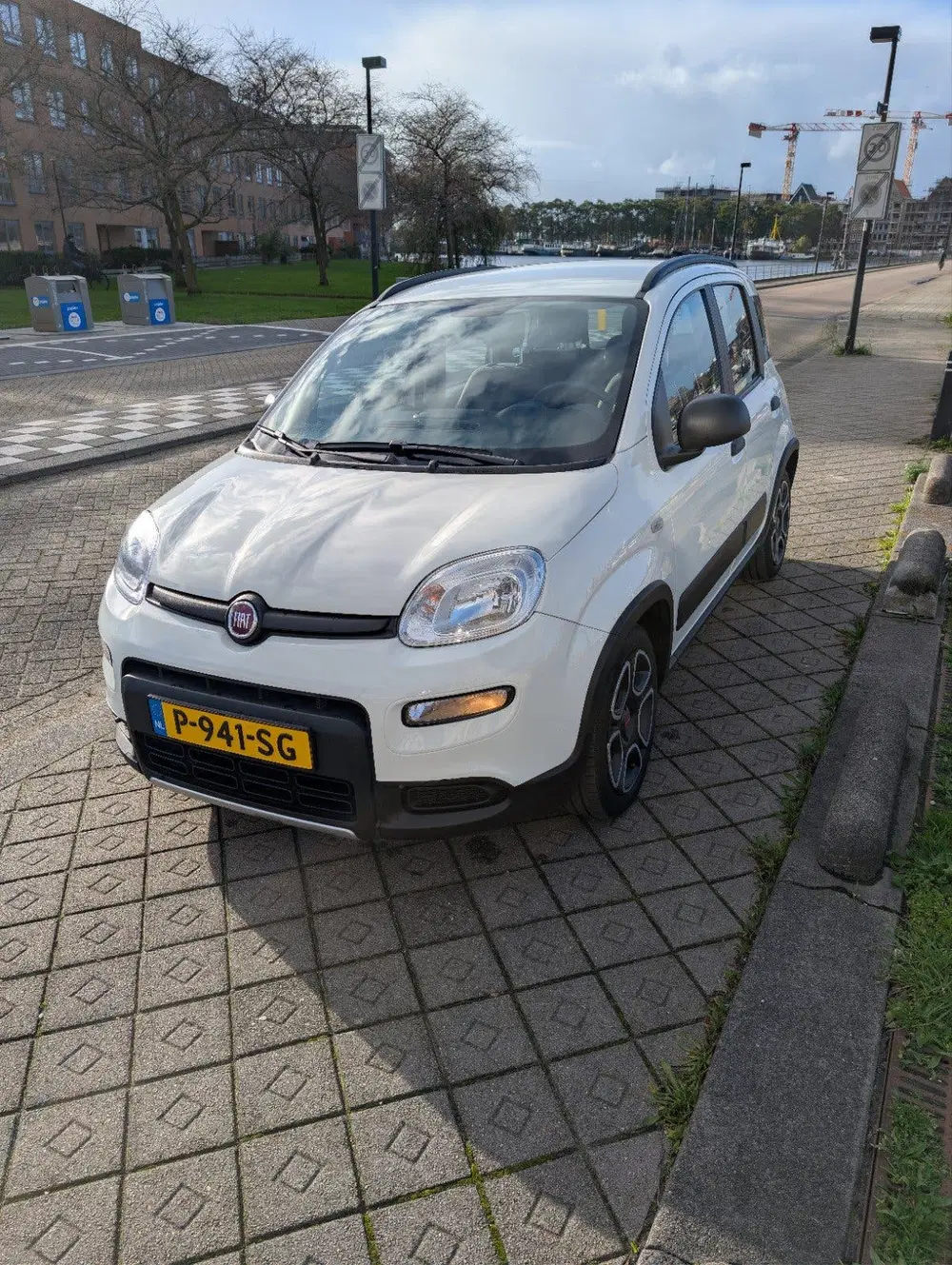 Fiat Panda 1.0 70pk Hybrid 2022 Wit uit 2022, foto 3