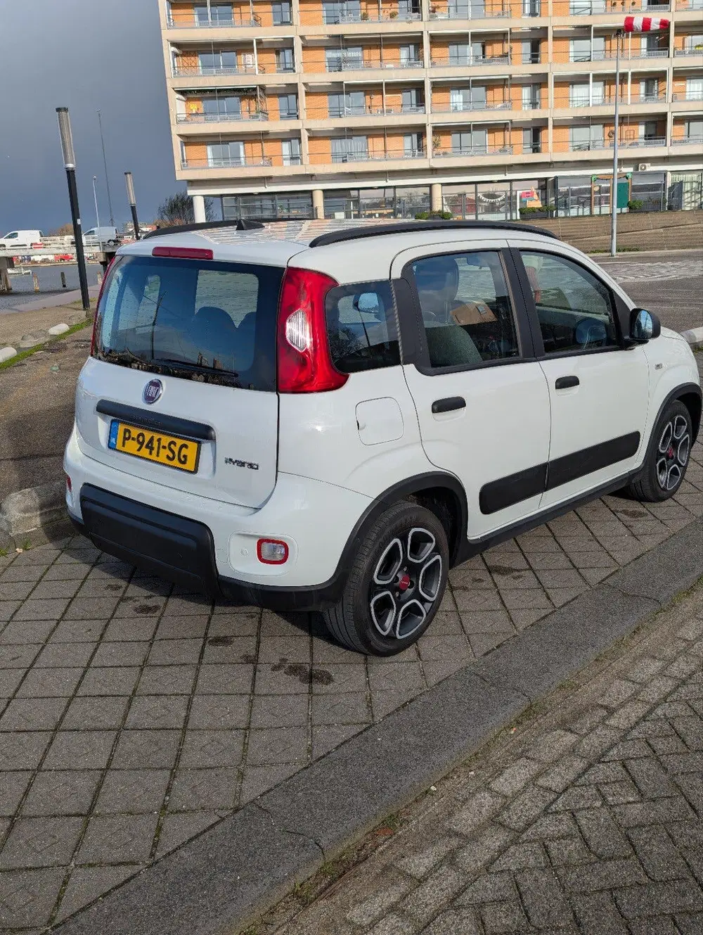 Fiat Panda 1.0 70pk Hybrid 2022 Wit uit 2022, foto 9