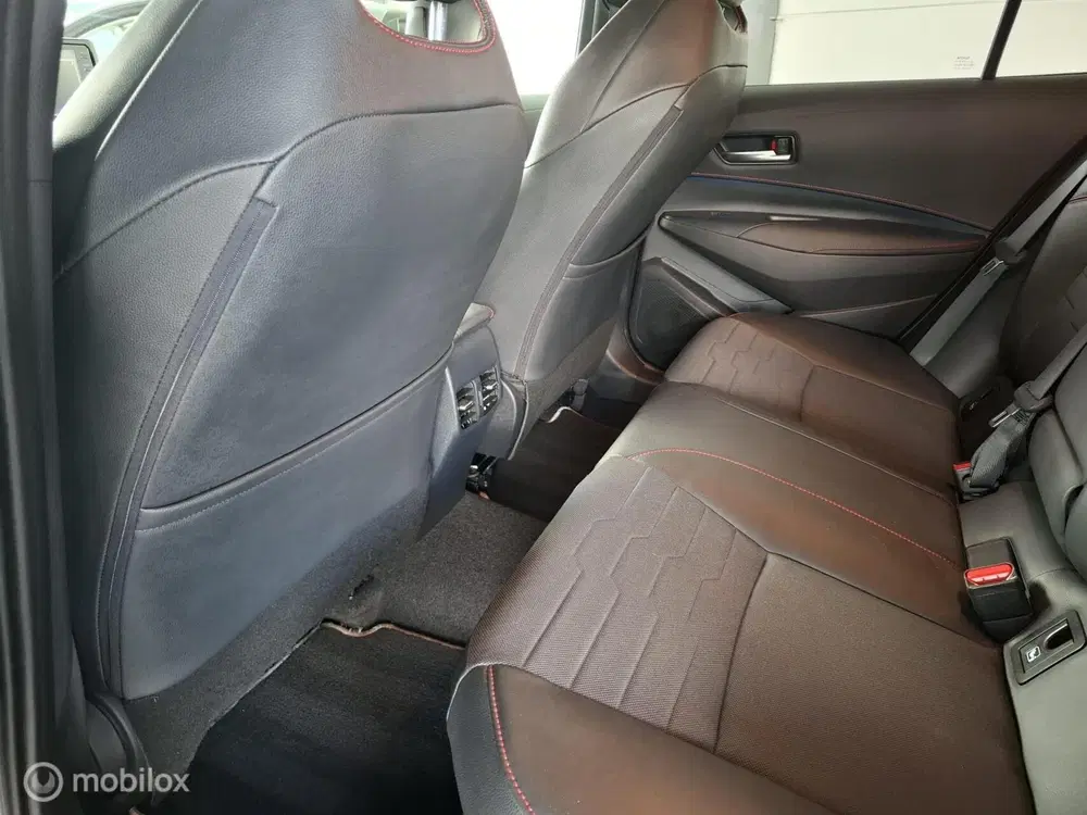 Toyota Corolla 2.0 Hybrid Executive Premium uit 2019, foto 15