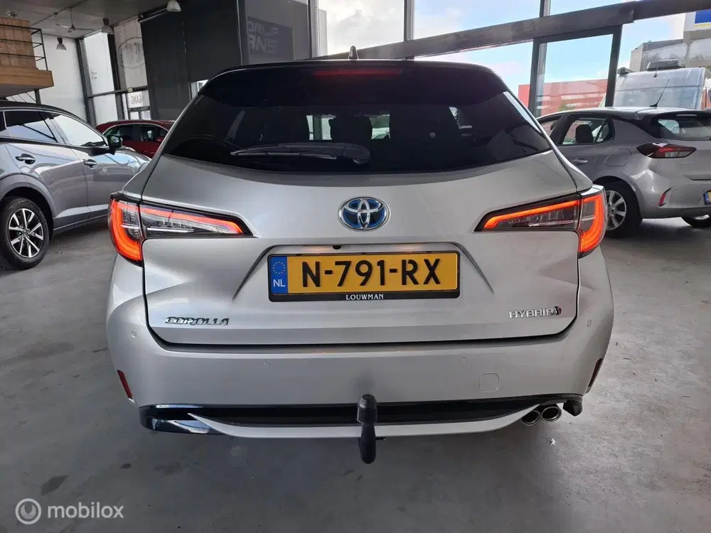 Toyota Corolla 2.0 Hybrid Executive Premium uit 2019, foto 7