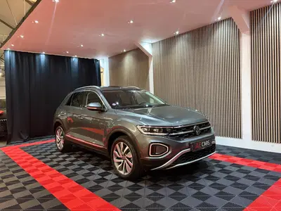 Volkswagen T-Roc 1.5 TSI Style Pano Camera Leder-memory IQ uit 2022
