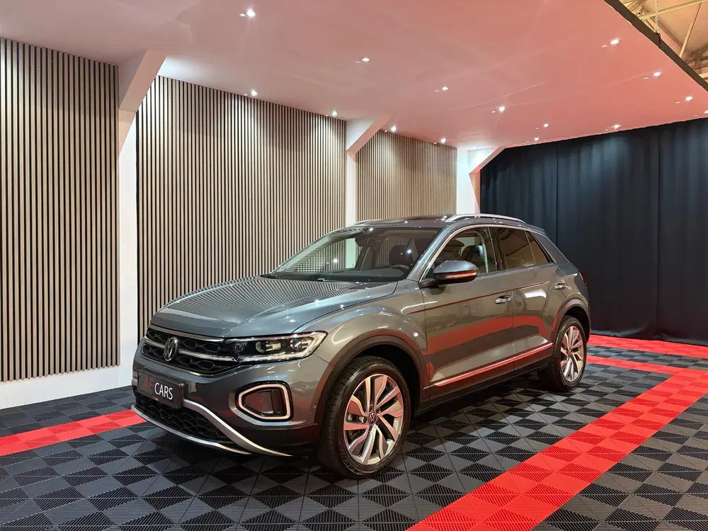 Volkswagen T-Roc 1.5 TSI Style Pano Camera Leder-memory IQ uit 2022, foto 11
