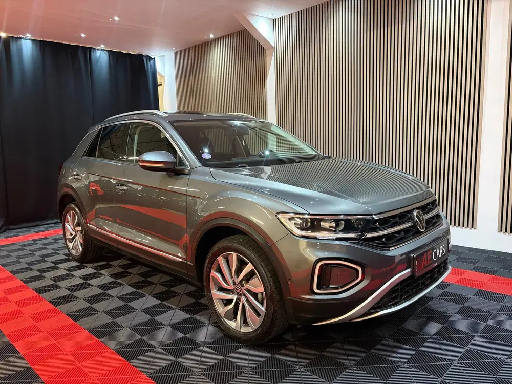 Volkswagen T-Roc 1.5 TSI Style Pano Camera Leder-memory IQ uit 2022, foto 3