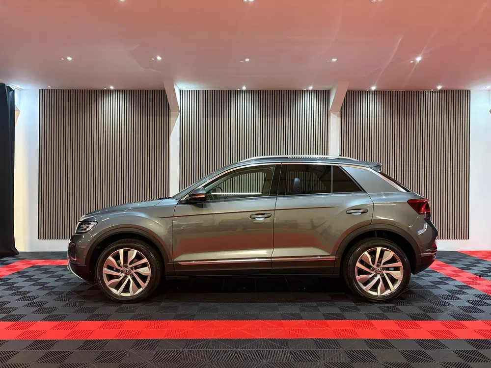 Volkswagen T-Roc 1.5 TSI Style Pano Camera Leder-memory IQ uit 2022, foto 9