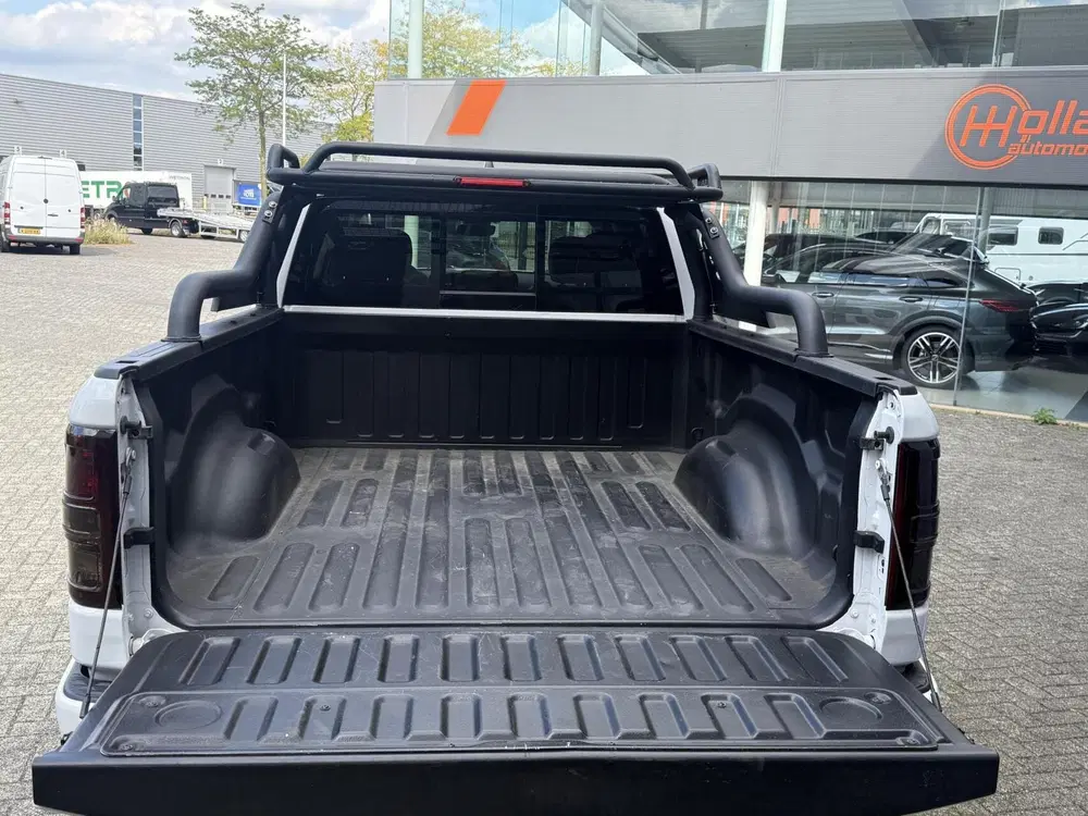 Dodge RAM 4X4 5.7 V8 4x4 Crew Cab LONGBED uit 2020, foto 14