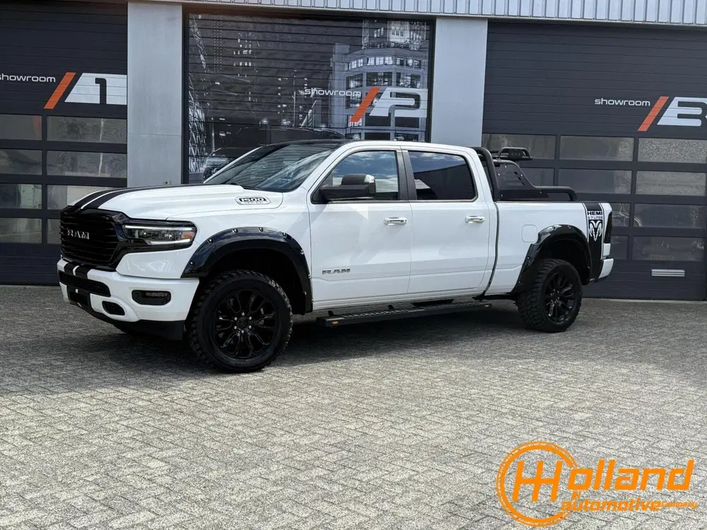 Dodge RAM 4X4 5.7 V8 4x4 Crew Cab LONGBED uit 2020, foto 2