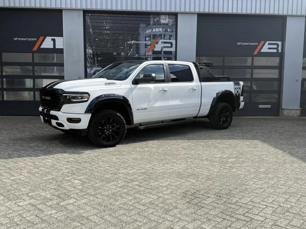 Dodge RAM 4X4 5.7 V8 4x4 Crew Cab LONGBED uit 2020, foto 5