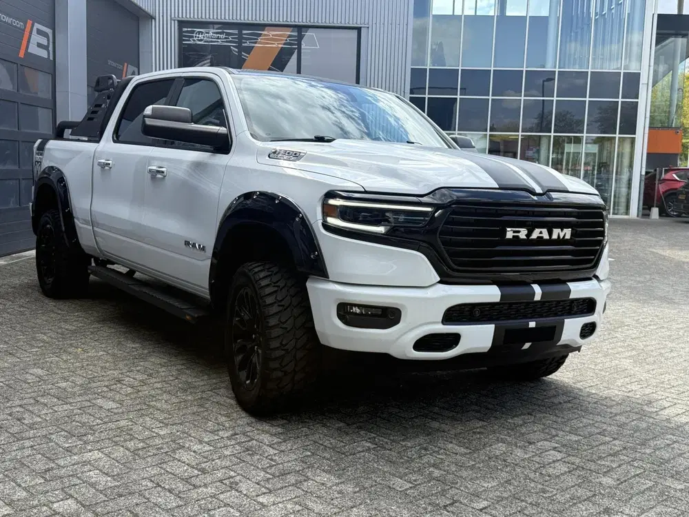 Dodge RAM 4X4 5.7 V8 4x4 Crew Cab LONGBED uit 2020, foto 6
