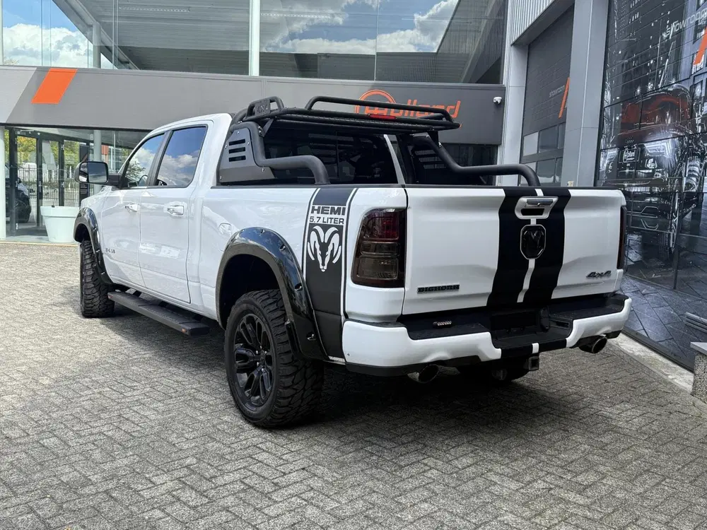 Dodge RAM 4X4 5.7 V8 4x4 Crew Cab LONGBED uit 2020, foto 7