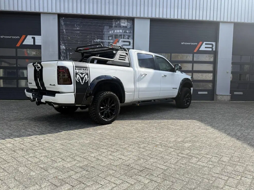 Dodge RAM 4X4 5.7 V8 4x4 Crew Cab LONGBED uit 2020, foto 9