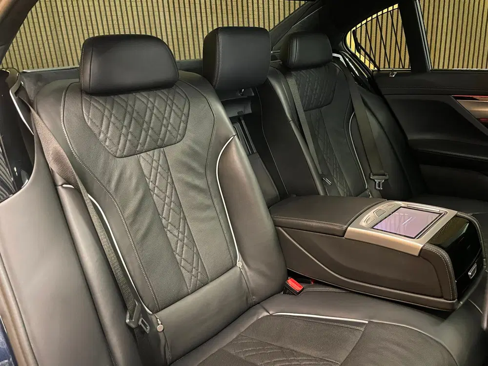BMW 7-serie 750Ld xDrive High Executive uit 2019, foto 10