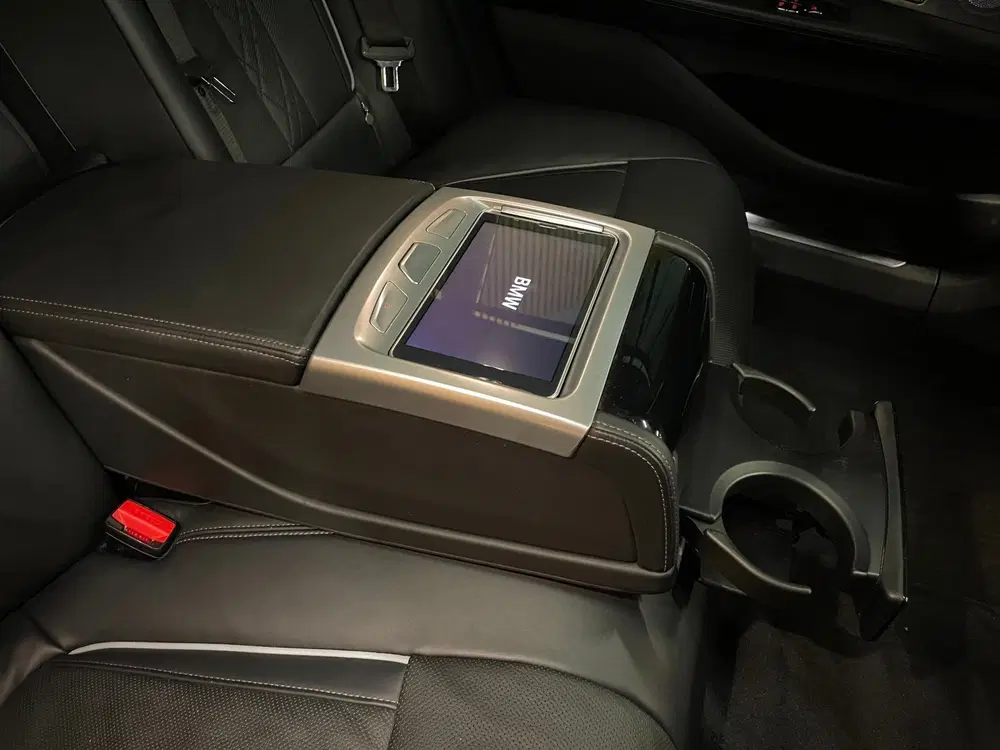 BMW 7-serie 750Ld xDrive High Executive uit 2019, foto 11