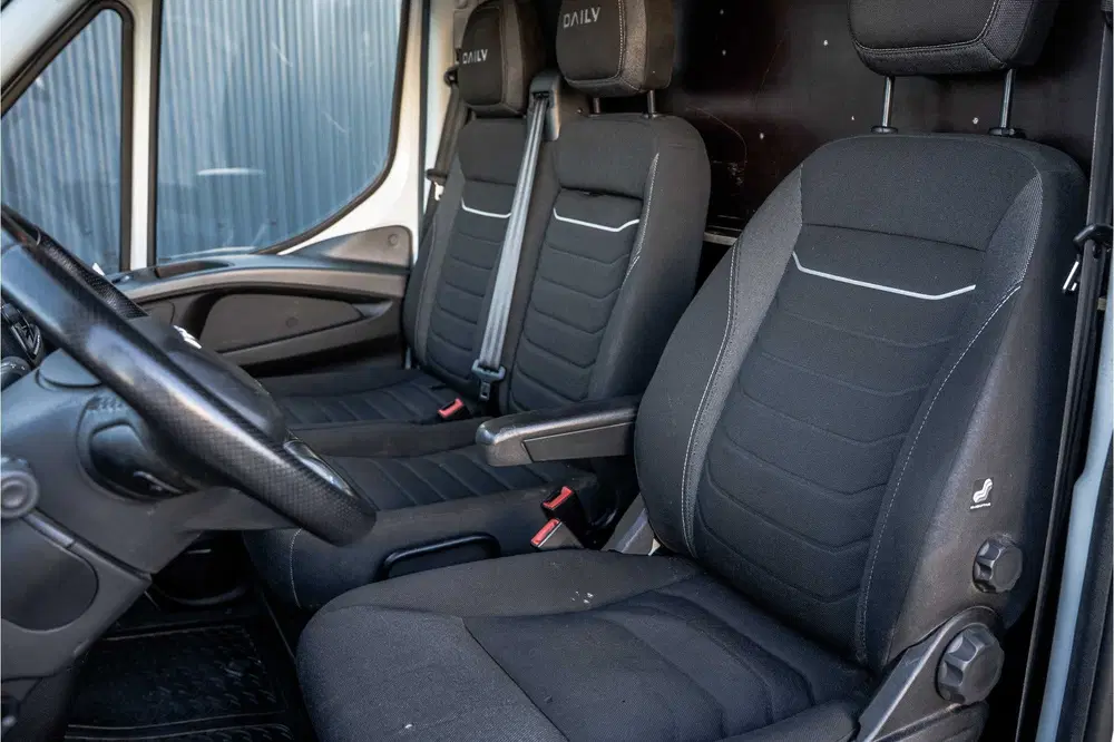 Iveco 35S14 uit 2024, foto 11
