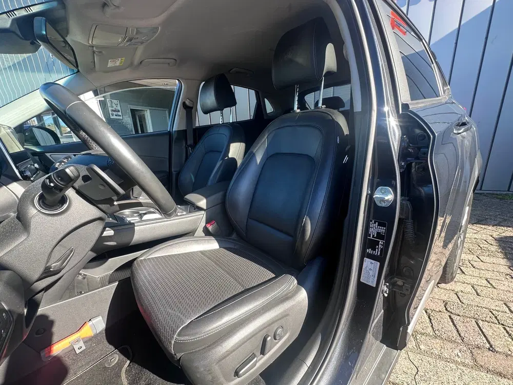 Hyundai KONA EV Limited 64 kWh FASE 3 uit 2020, foto 10