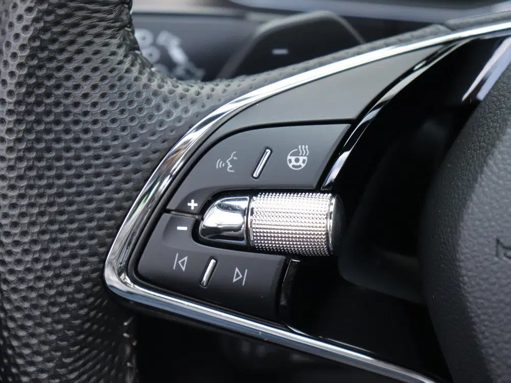 Skoda Superb 1.4 TSI iV Sportline Business uit 2023, foto 11