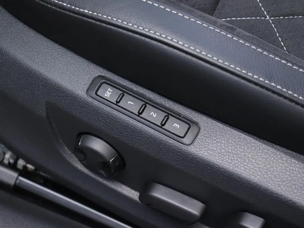 Skoda Superb 1.4 TSI iV Sportline Business uit 2023, foto 14