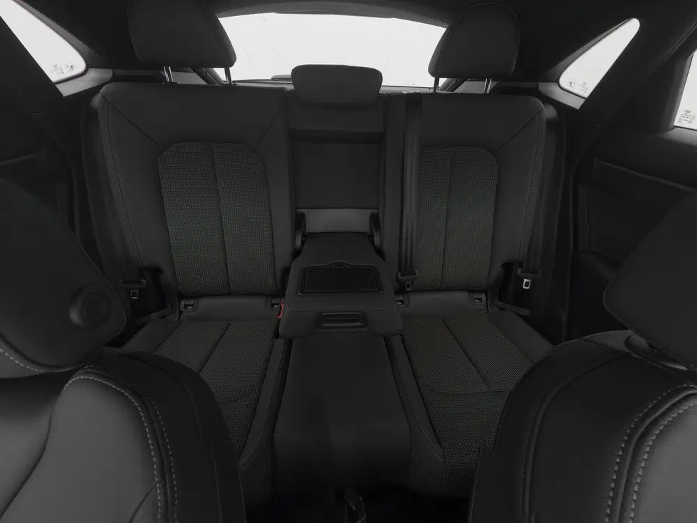 Audi Q3 S Edition 45 TFSI e 245 PK uit 2024, foto 11