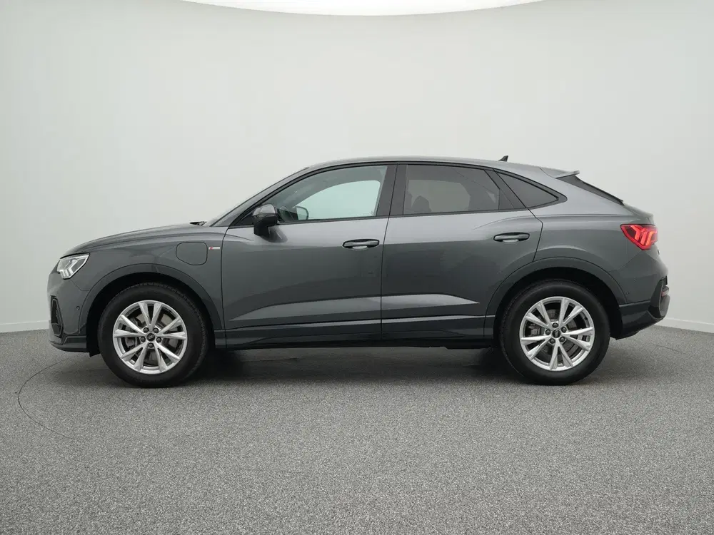 Audi Q3 S Edition 45 TFSI e 245 PK uit 2024, foto 12
