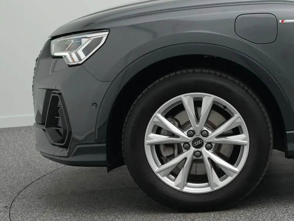 Audi Q3 S Edition 45 TFSI e 245 PK uit 2024, foto 7