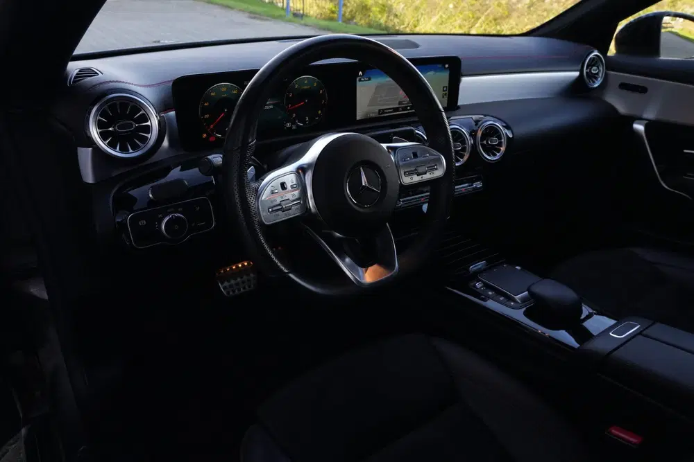 Mercedes-Benz CLA 180 AMG uit 2021, foto 11