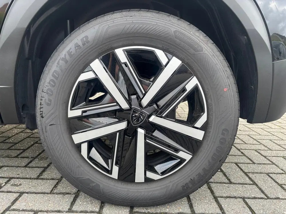 Peugeot 2008 1.2 Hybrid 136 Style uit 2025, foto 13
