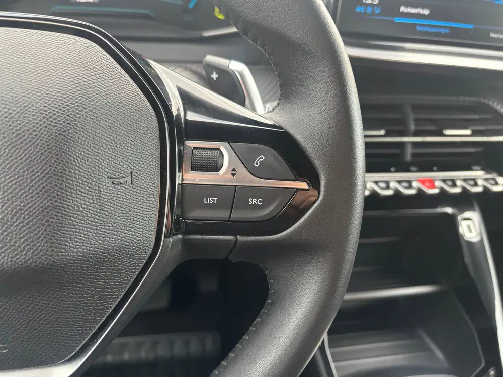 Peugeot 2008 1.2 Hybrid 136 Style uit 2025, foto 15