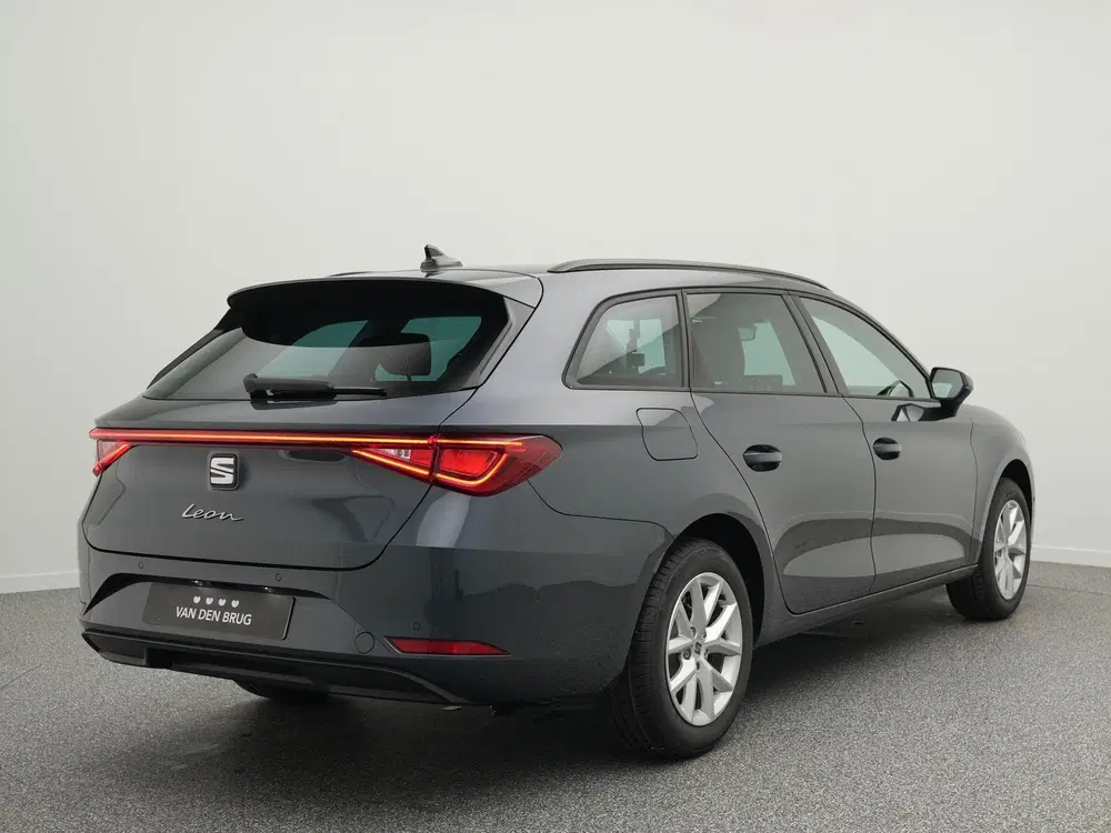SEAT Leon 1.5 eTSI Style Business Intense uit 2026, foto 2