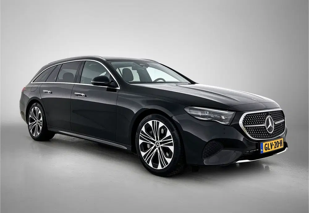 Mercedes-Benz E-Klasse 300 e Luxury Line uit 2023, foto 13