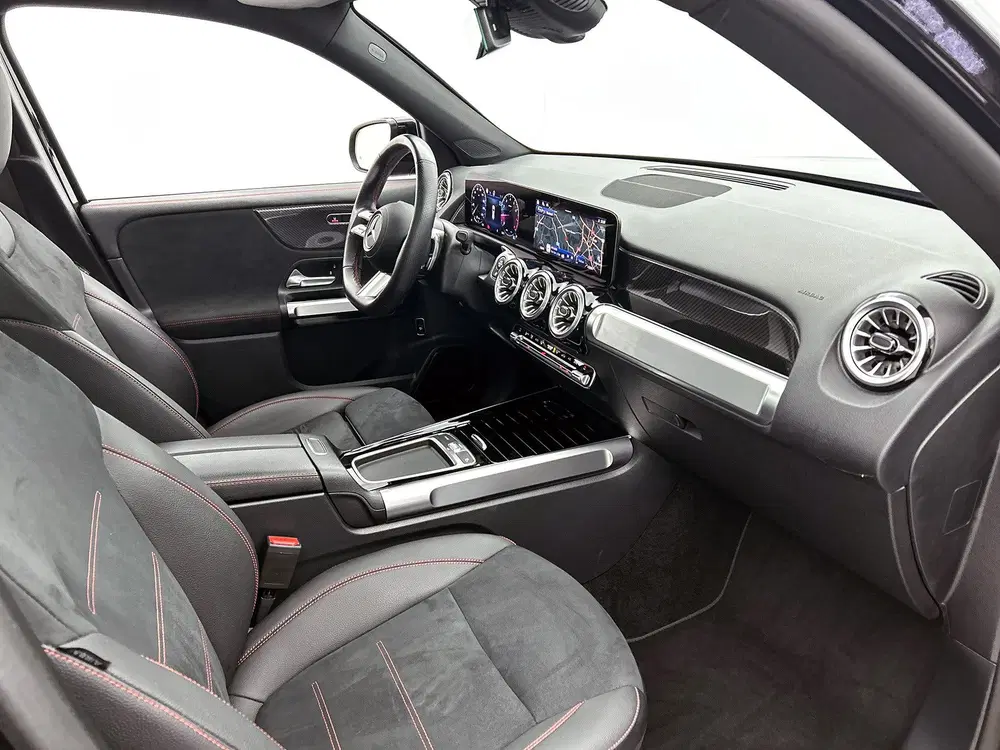 Mercedes-Benz GLB 180 AMG Line AMG Line uit 2024, foto 7