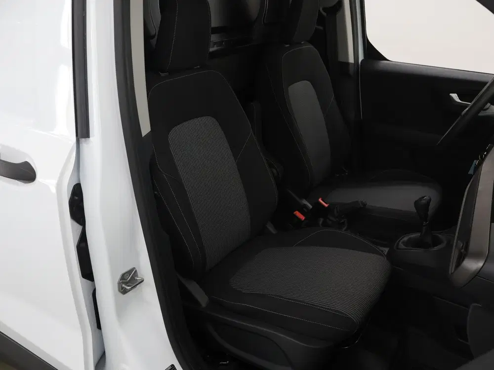 Ford Transit Courier 1.5 EcoBlue Trend Imperiaal uit 2024, foto 10