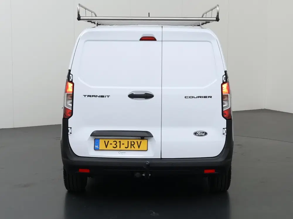 Ford Transit Courier 1.5 EcoBlue Trend Imperiaal uit 2024, foto 4