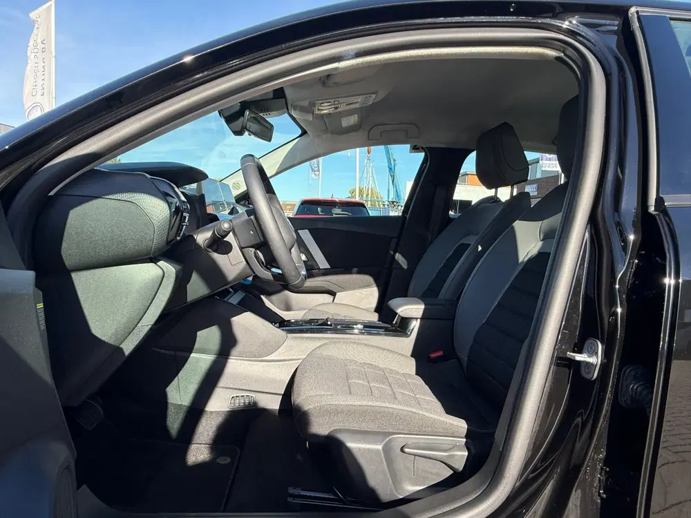 Citroën C4 Citroen E-C4 You 136PK 50KWh NIEUW TYPE CA uit 2025, foto 4