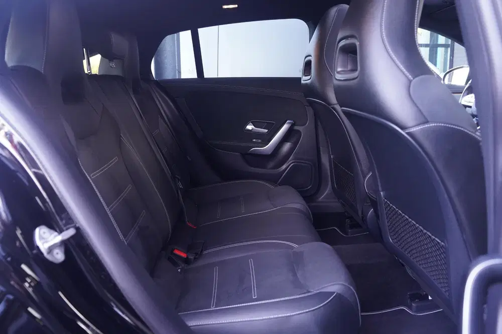 Mercedes-Benz CLA 250 e Business Solut uit 2021, foto 10