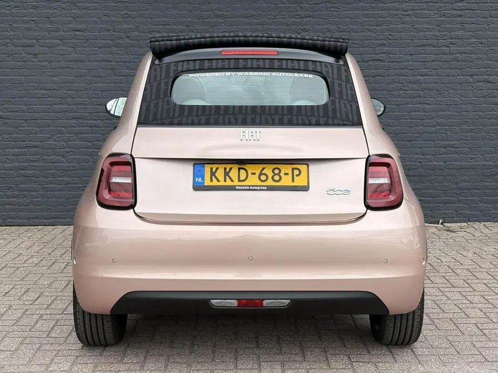 Fiat 500e C La Prima 42 kWh WLTP 320km Range uit 2026, foto 7